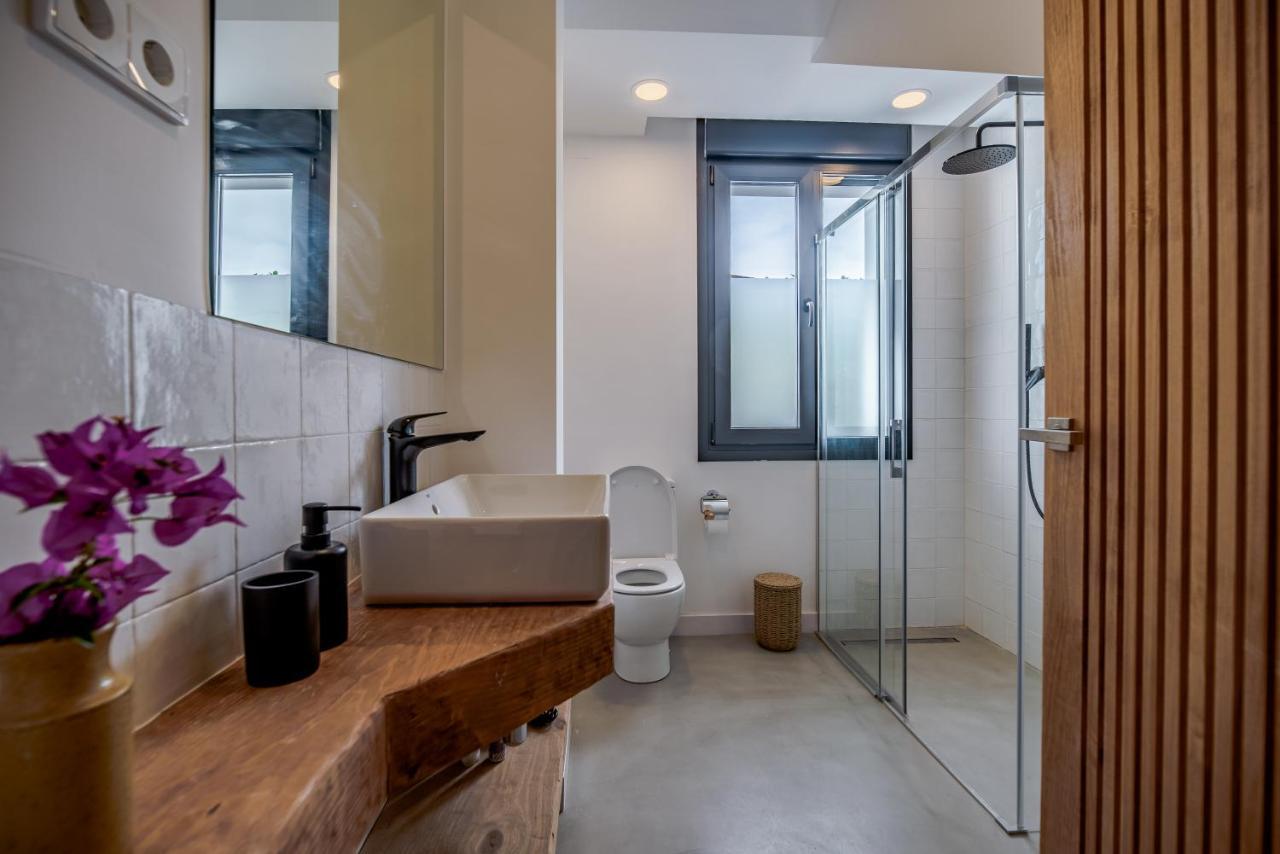 Luxury Alhambra Close To Sea And Centre Villa *